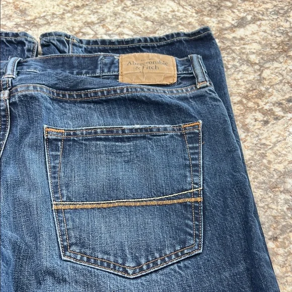 Abercrombie & Fitch Medium Blue Flare Jeans - Picture 7 of 8